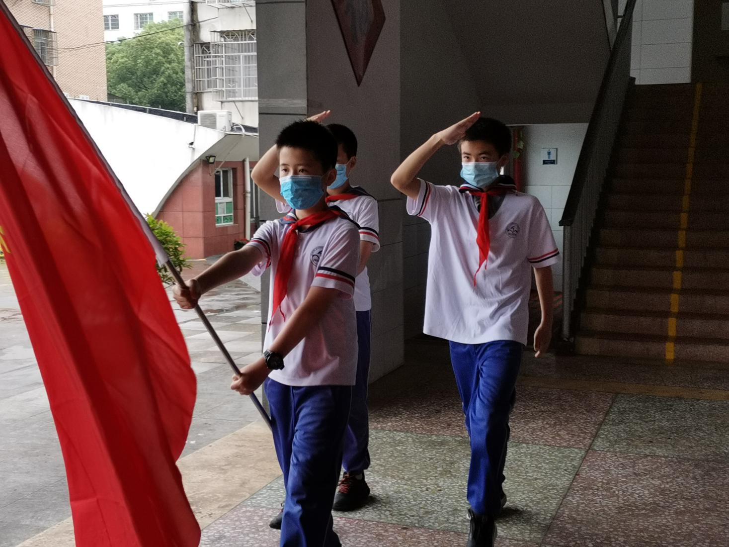 图片5.jpg 图片5.jpg