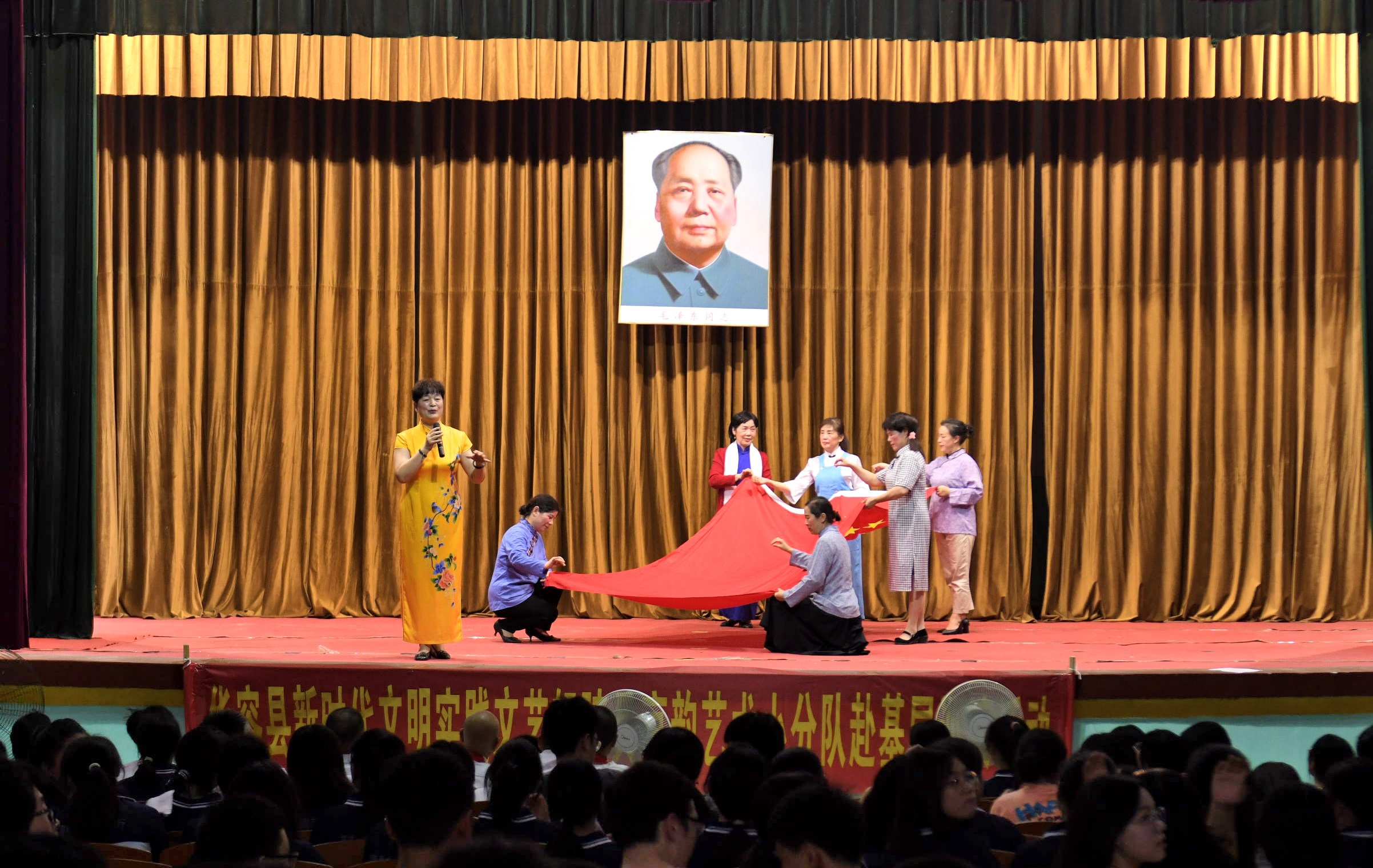 图片3.jpg 图片3.jpg