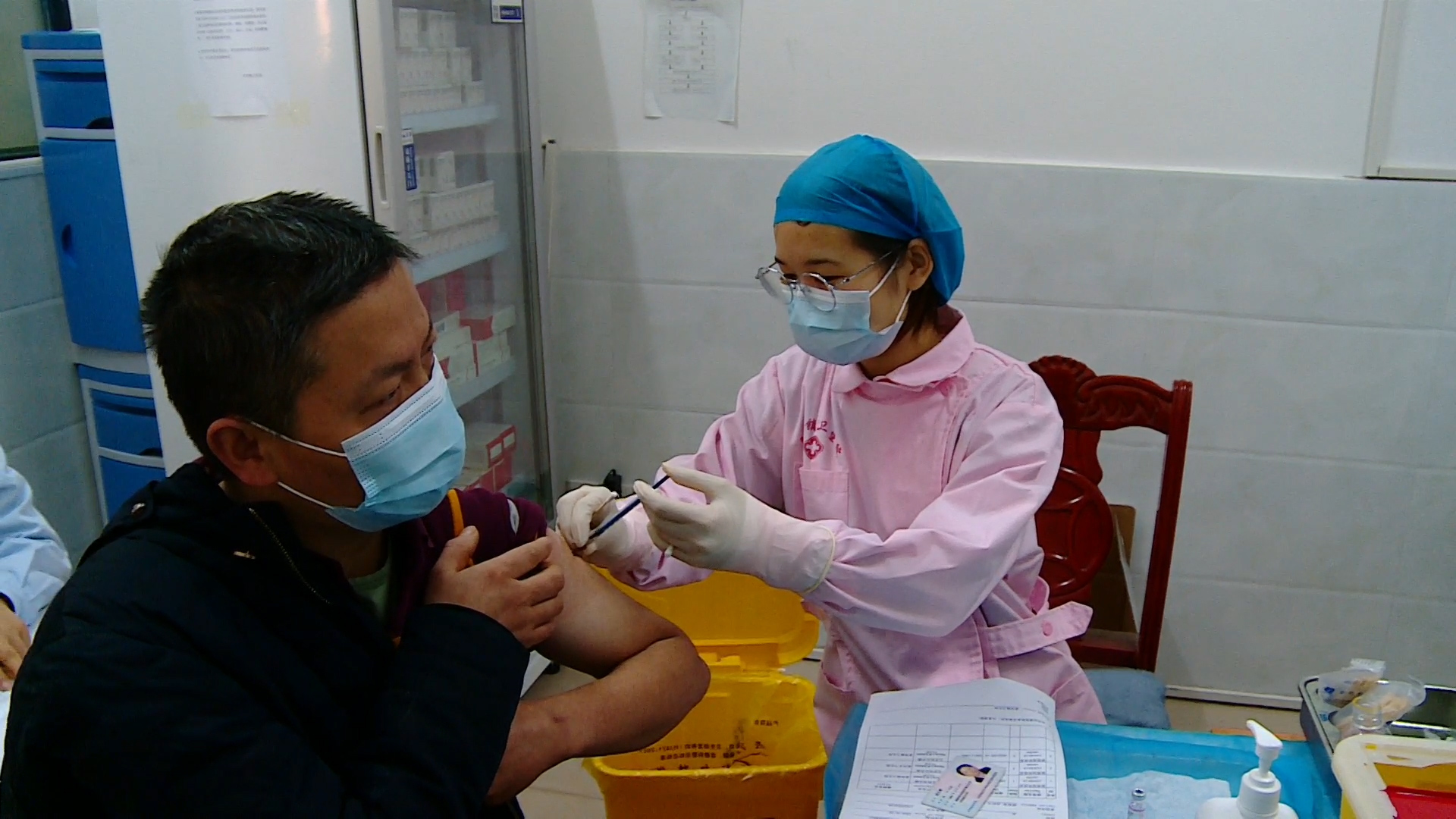 20220318 胡晓立 章华卫生院疫苗接种.00_04_33_12.静止008.jpg 20220318 胡晓立 章华卫生院疫苗接种.00_04_33_12.静止008.jpg