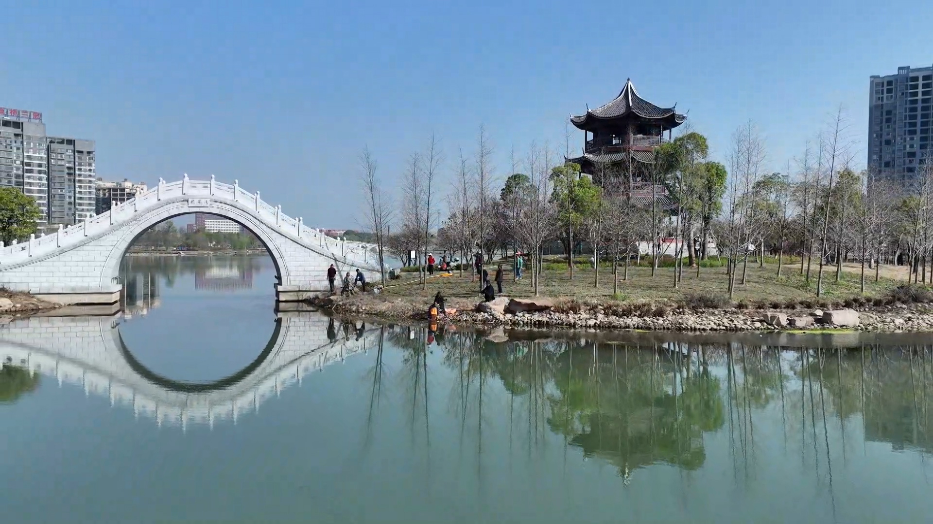 华容:城区绿化覆盖率达41.21% 居民家门口享“生态福利”