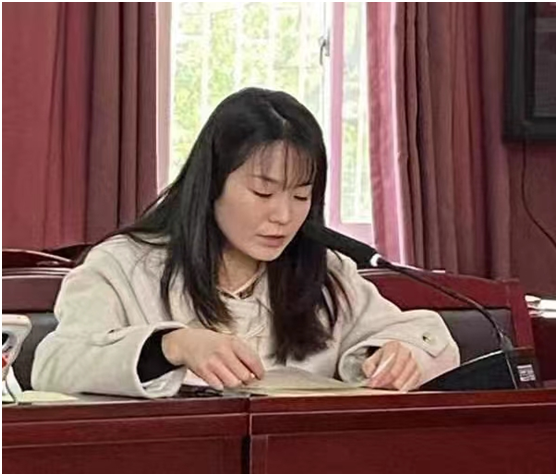 青春有信仰奋发更有为东山中学召开青年教师座谈会