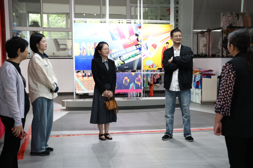 微信图片_20250919183956_388_21.jpg 微信图片_20250919183956_388_21.jpg